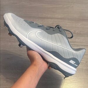 Men’s Nike Alpha Huarache Elite 4 Cleats